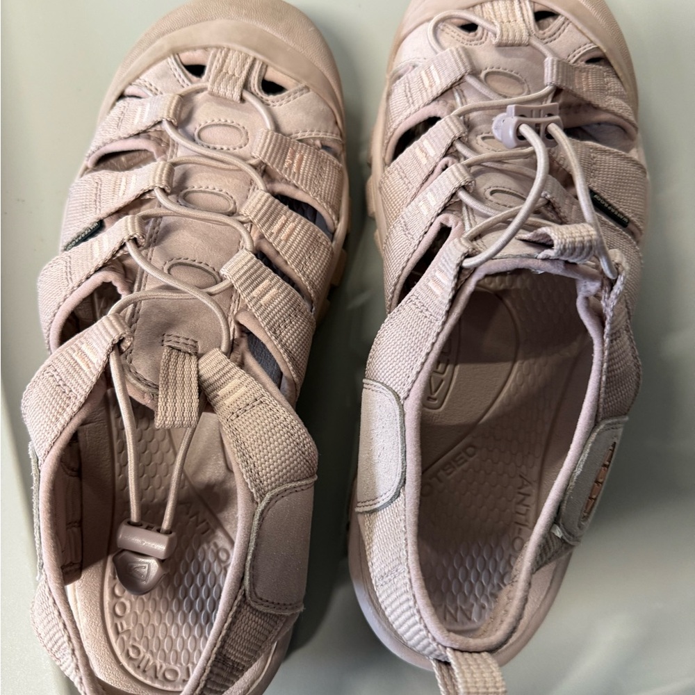 Keen Women's Blush Athletic Sandals